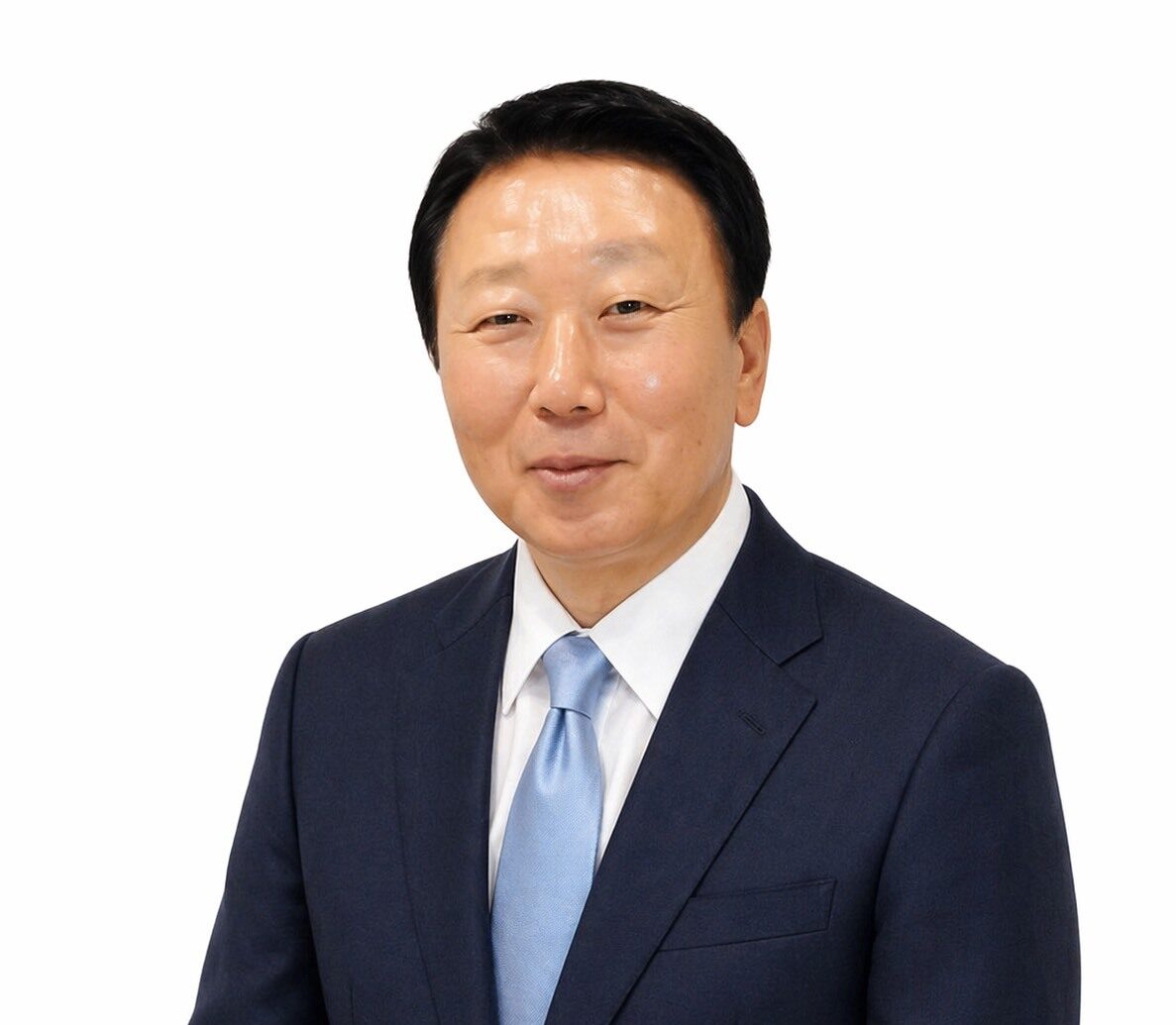 宣銅烈氏